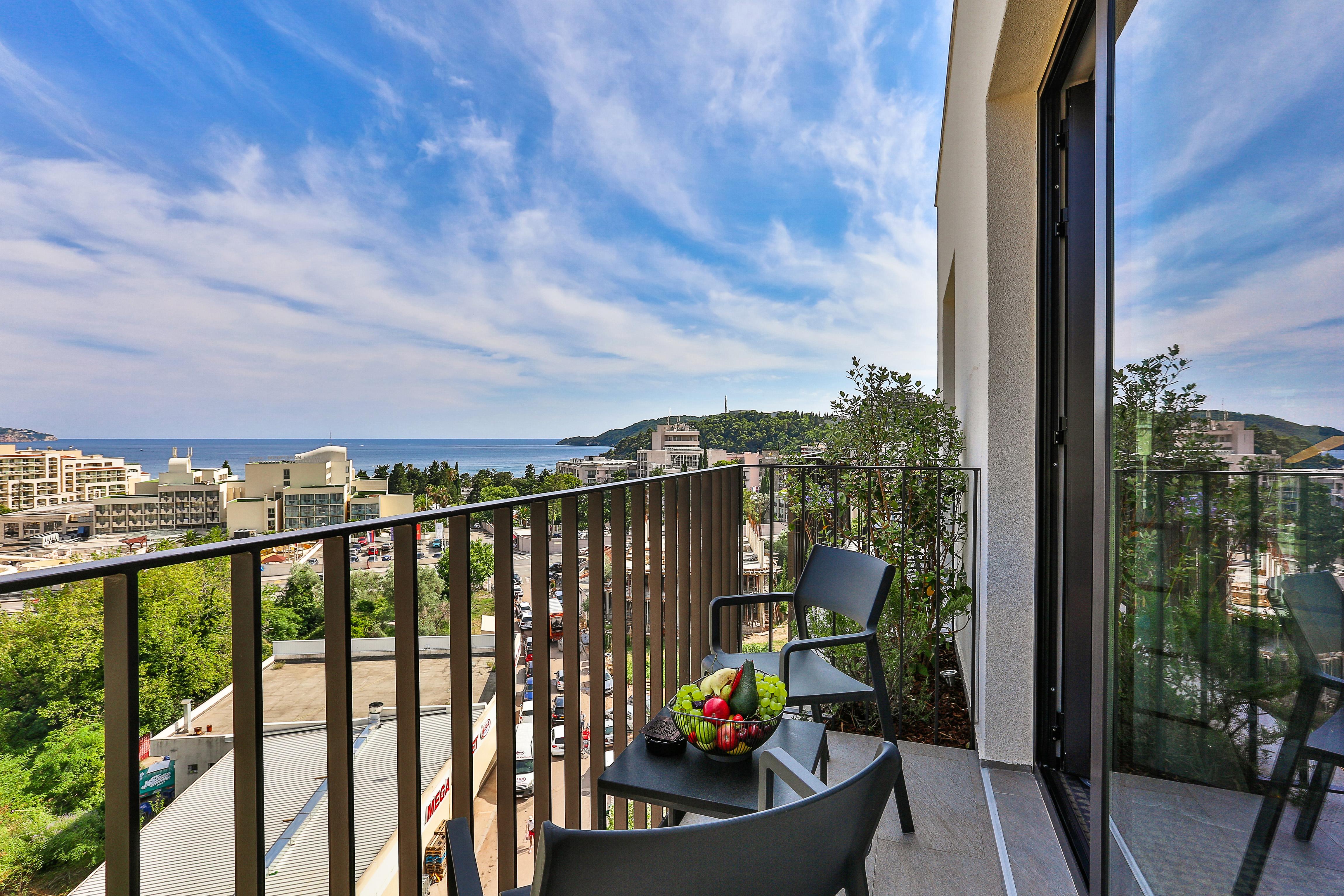Hotel Kalos Budva Luaran gambar