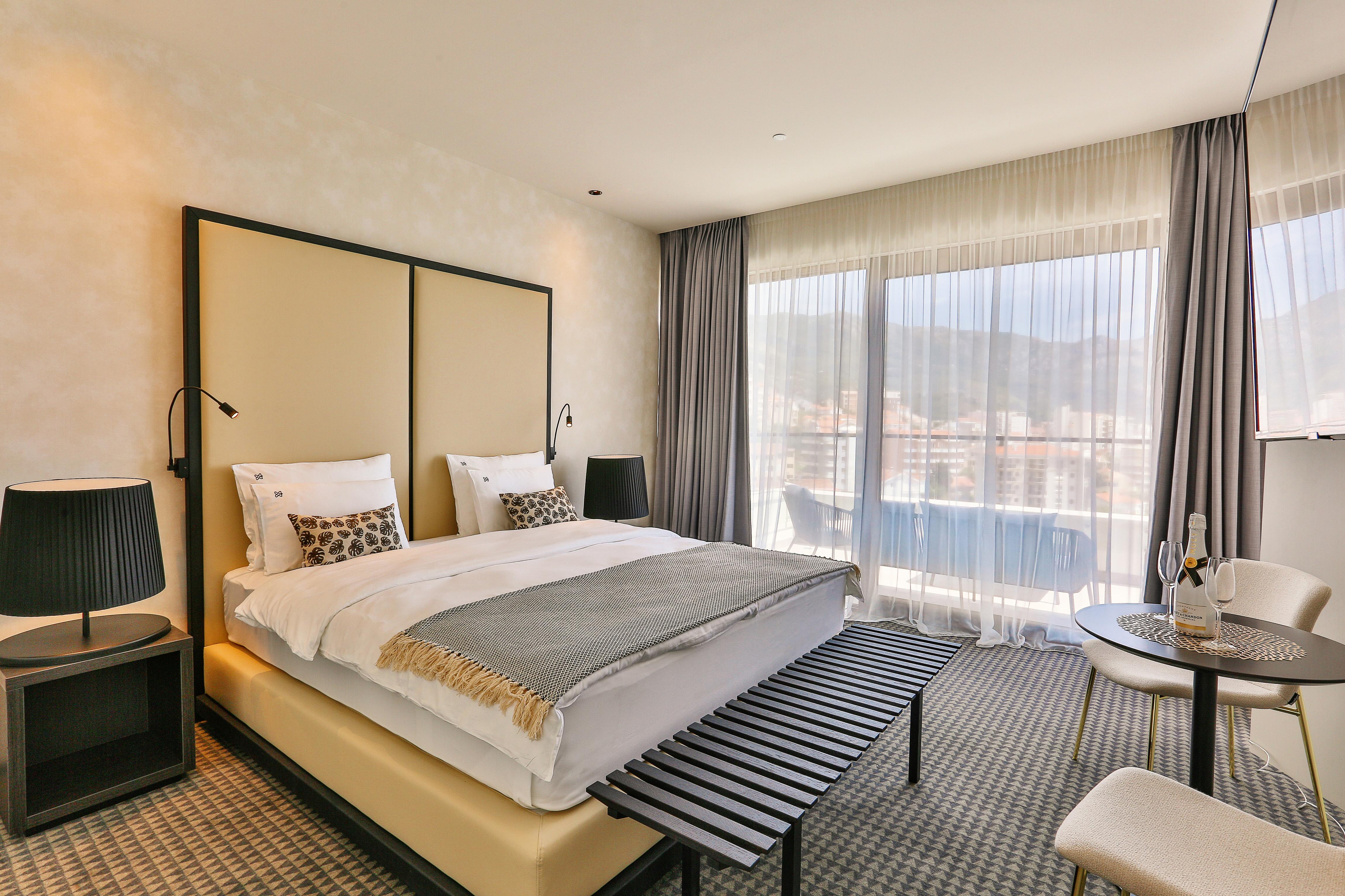 Hotel Kalos Budva Luaran gambar